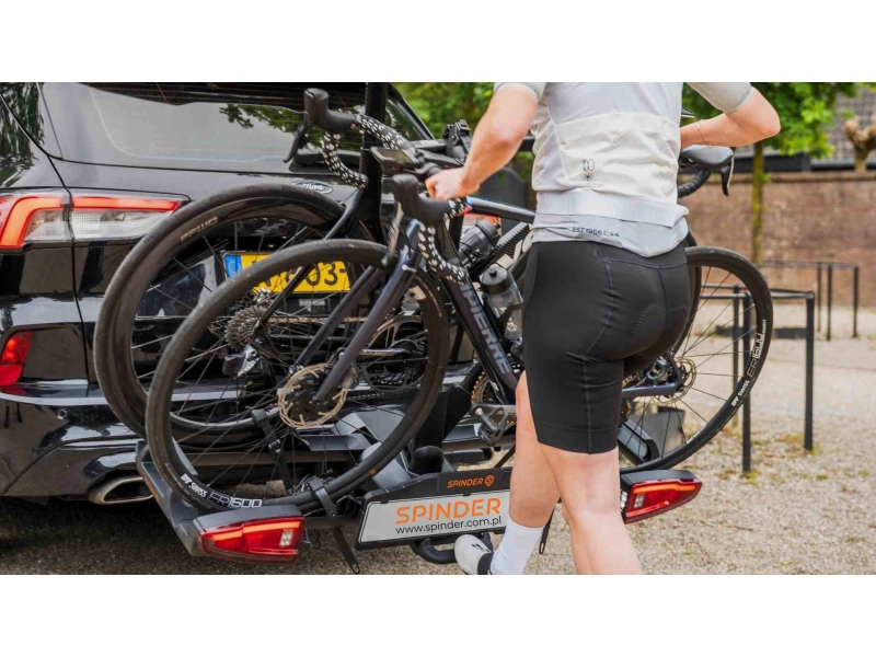 Bagażnik rowerowy na hak Spinder TX2 LED