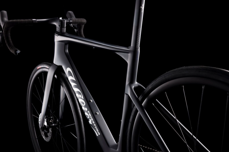 Rower Wilier Rapida | 105 Di2 | Miche Asfalto 45 | Z-Bar | Black Matt