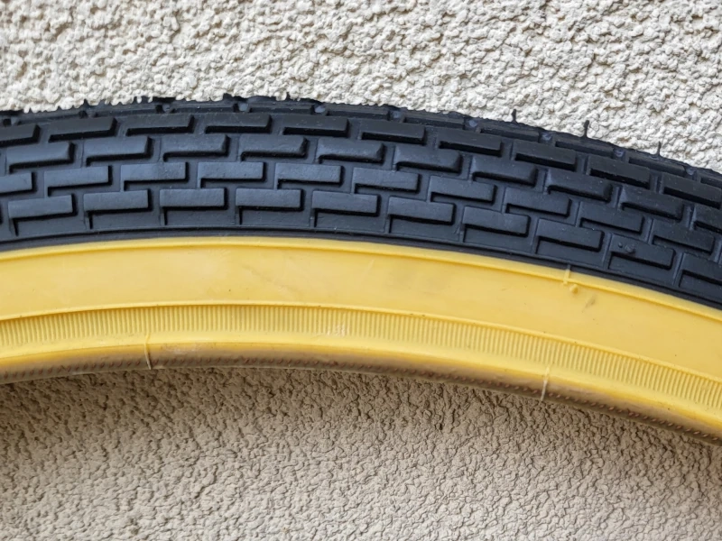 Opona Duro HF120A 26x1.75 Gumwall