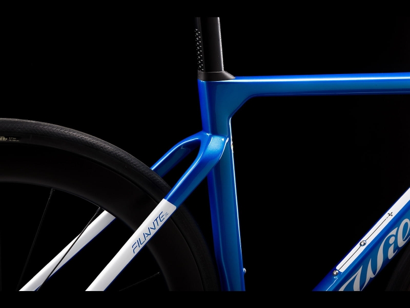 Wilier Filante SL Ultegra DI2 SWR F19 Blue Glossy 03.jpg